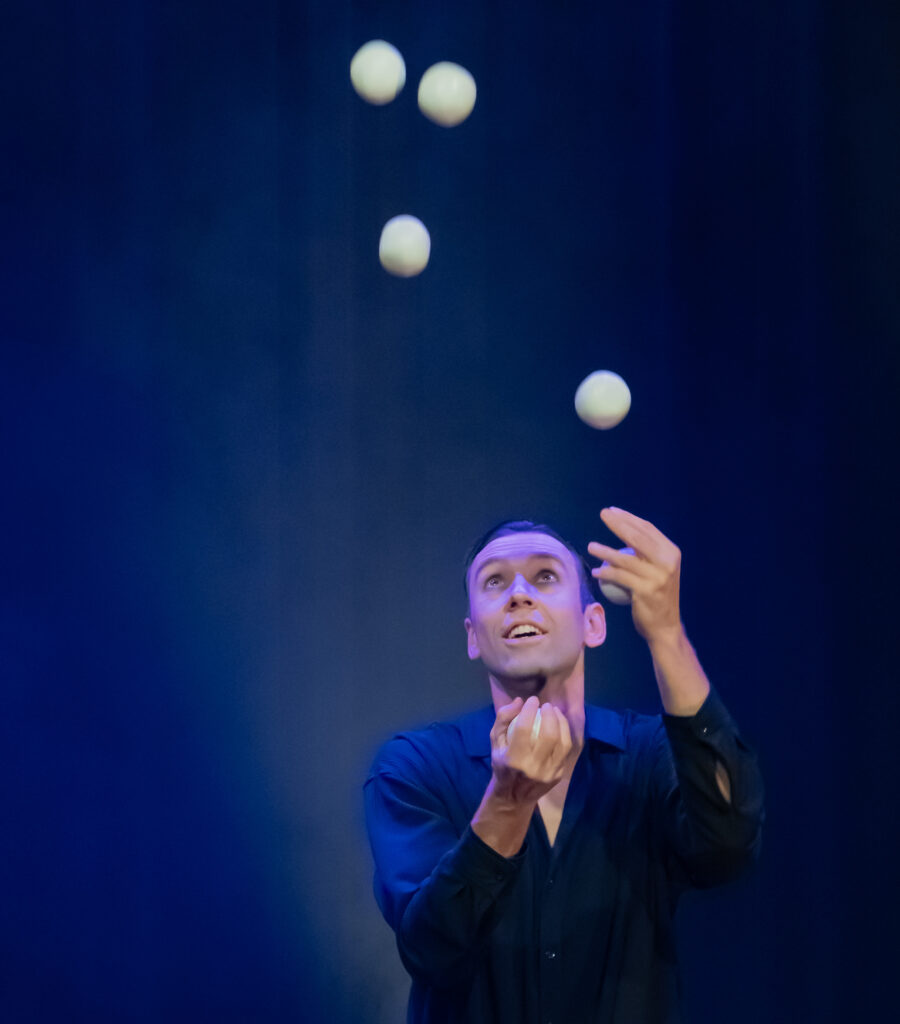 Nederlandse jongleur / Dutch juggler